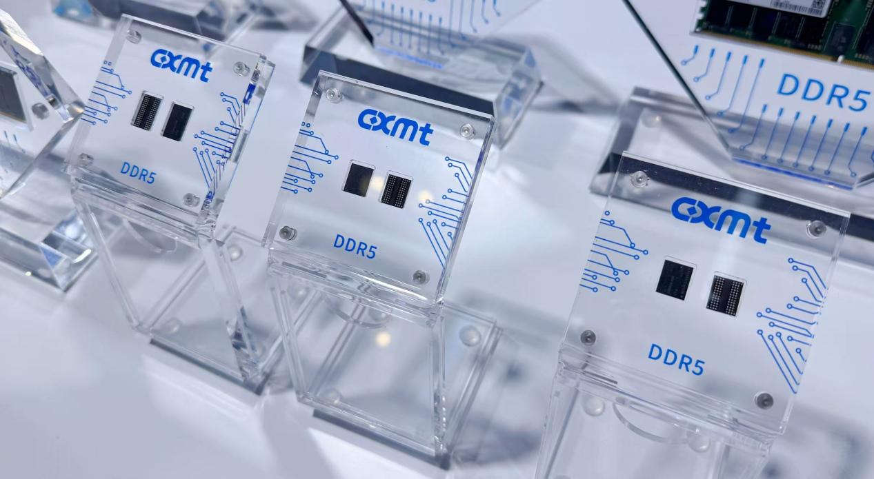 1764730917156097979.jpg 1764730917156097979.jpg